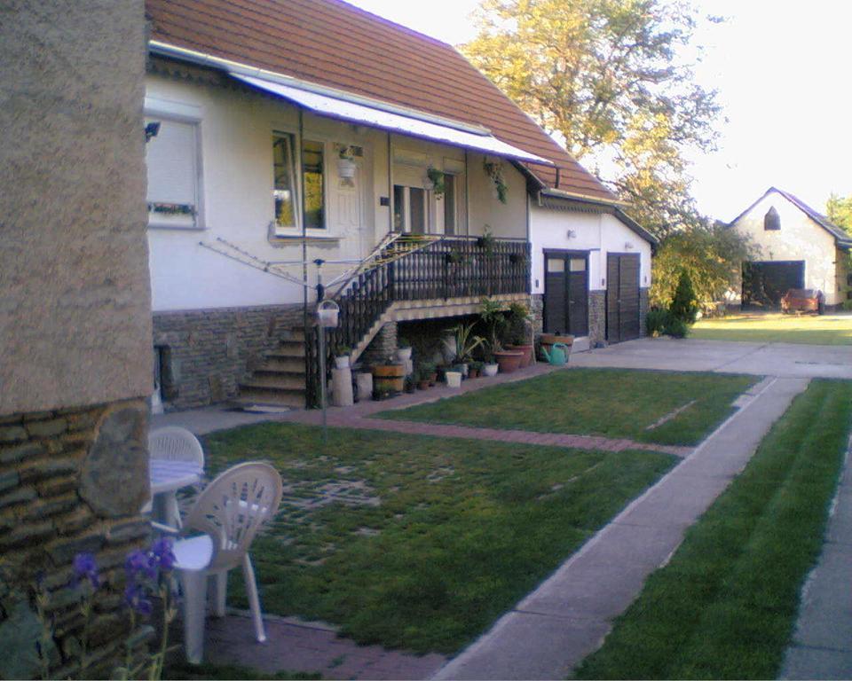 Marika Haus Hotel Buk Luaran gambar