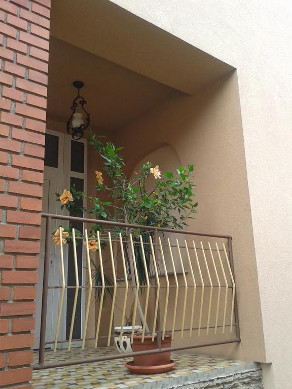 Marika Haus Hotel Buk Luaran gambar